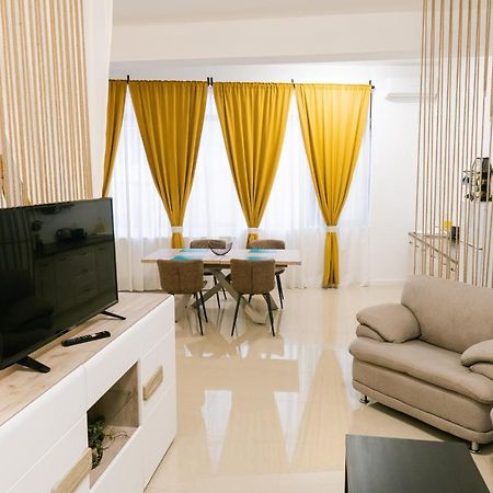 Chic Studio Bucharest Luaran gambar