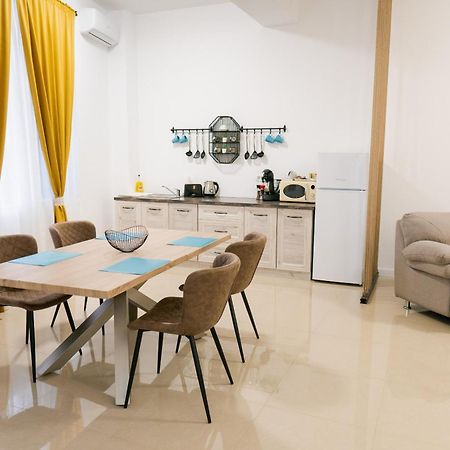 Chic Studio Bucharest Luaran gambar
