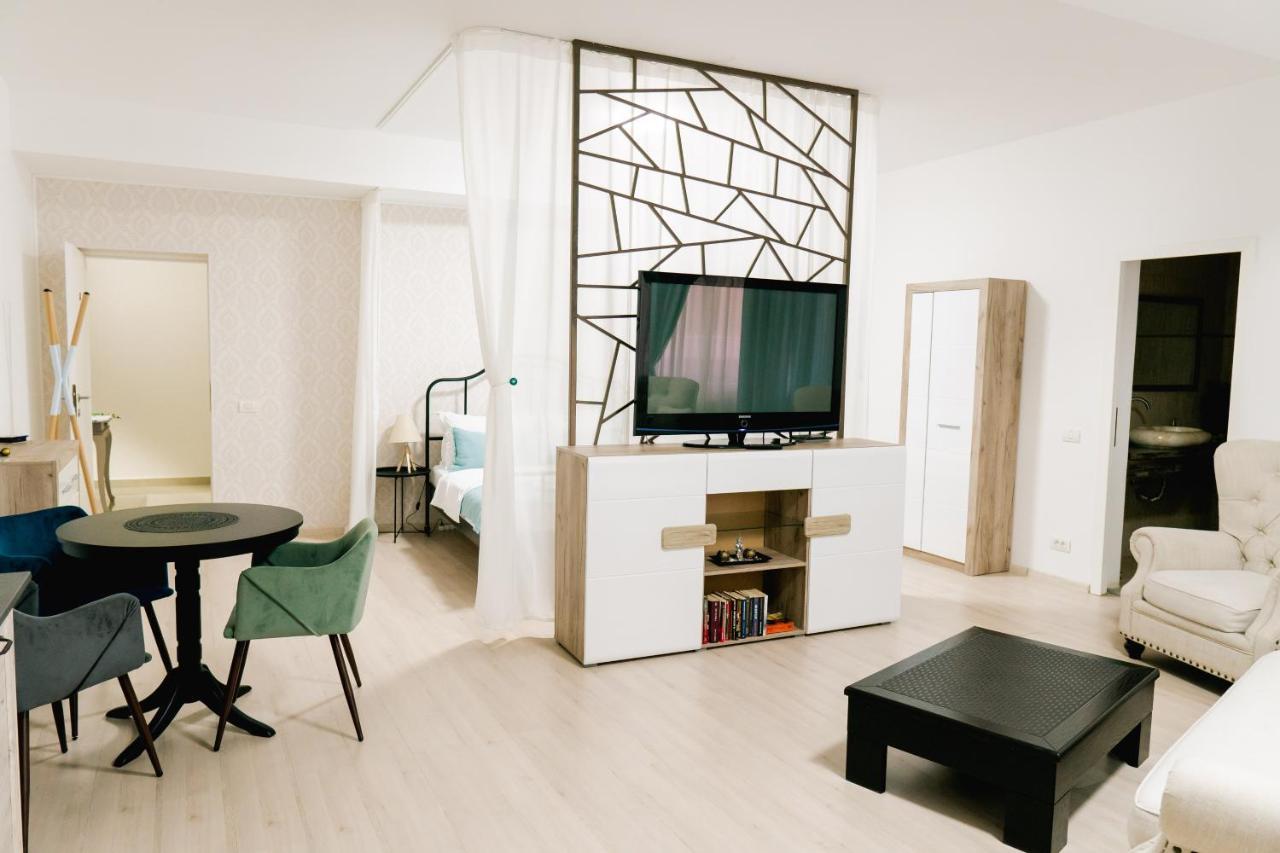 Chic Studio Bucharest Luaran gambar