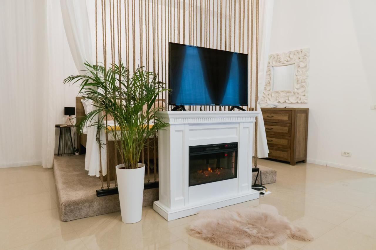 Chic Studio Bucharest Luaran gambar