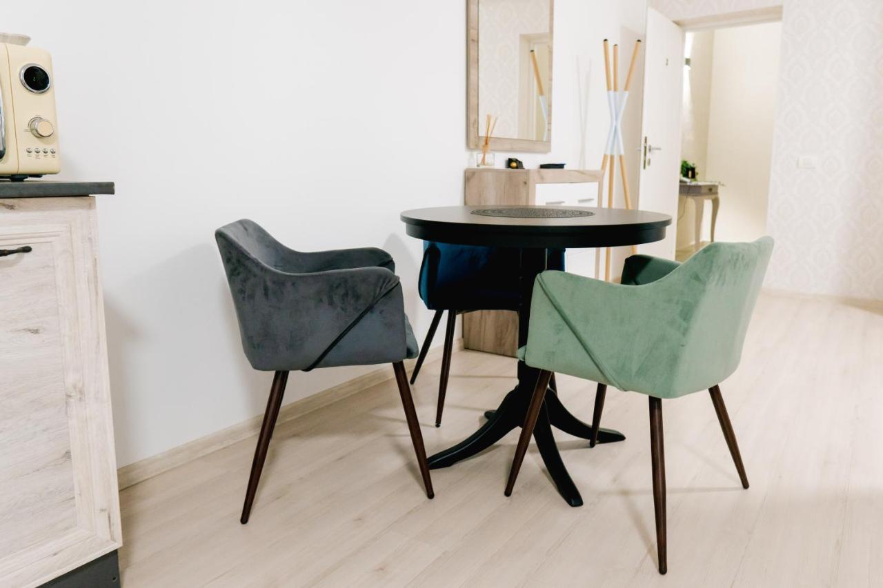 Chic Studio Bucharest Luaran gambar