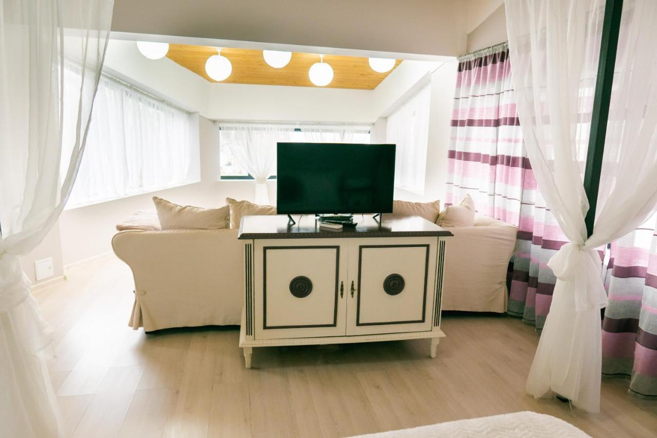 Chic Studio Bucharest Luaran gambar