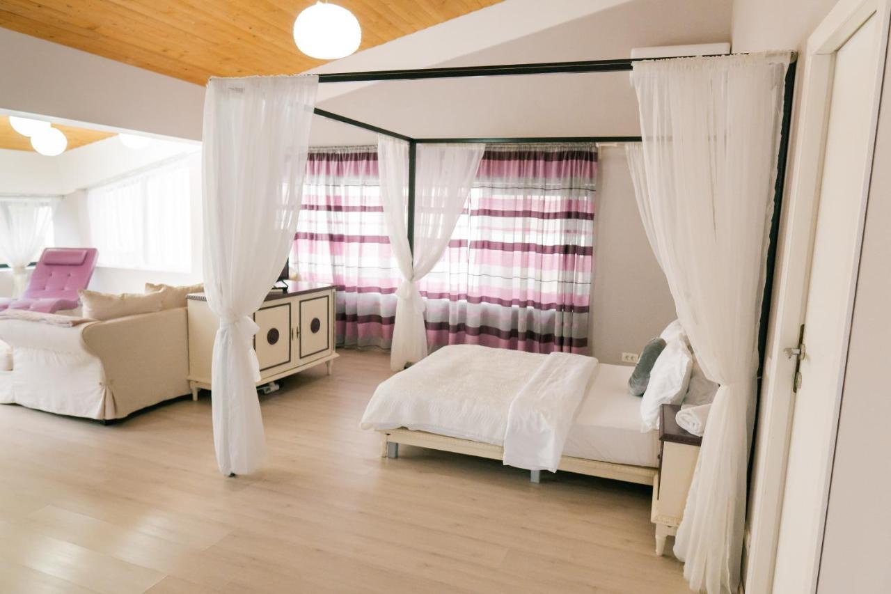 Chic Studio Bucharest Luaran gambar